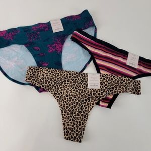 *3/$25 Bundle of 3 NWT Auden Cheeky / Thongs Small